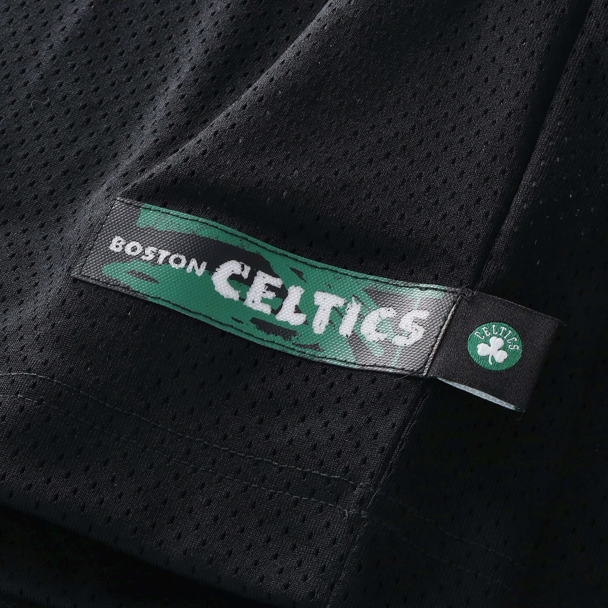 Boston Celtics Nike Courtside Football Jersey - Black - Mens